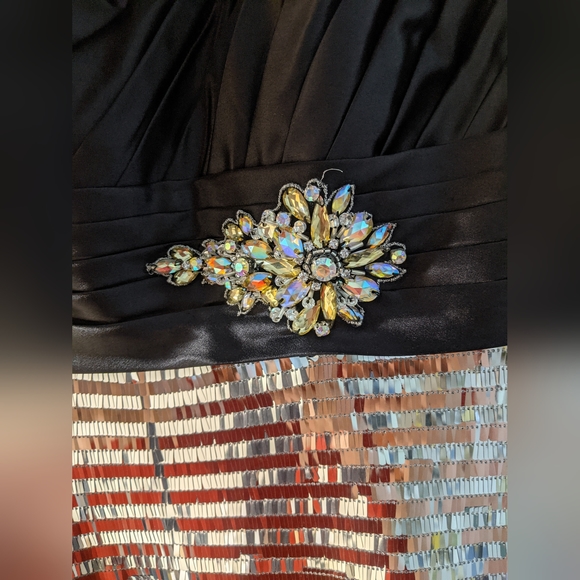 Silver Prom Gown - Picture 4 of 6